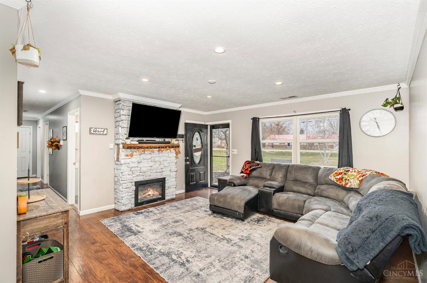 4894 Hamilton Scipio Road Hamilton, OH 45013 - Photo 4 of 24