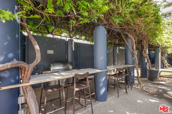 $3,200 | 880 West 1st Street, Unit 304, Los Angeles, CA 90012