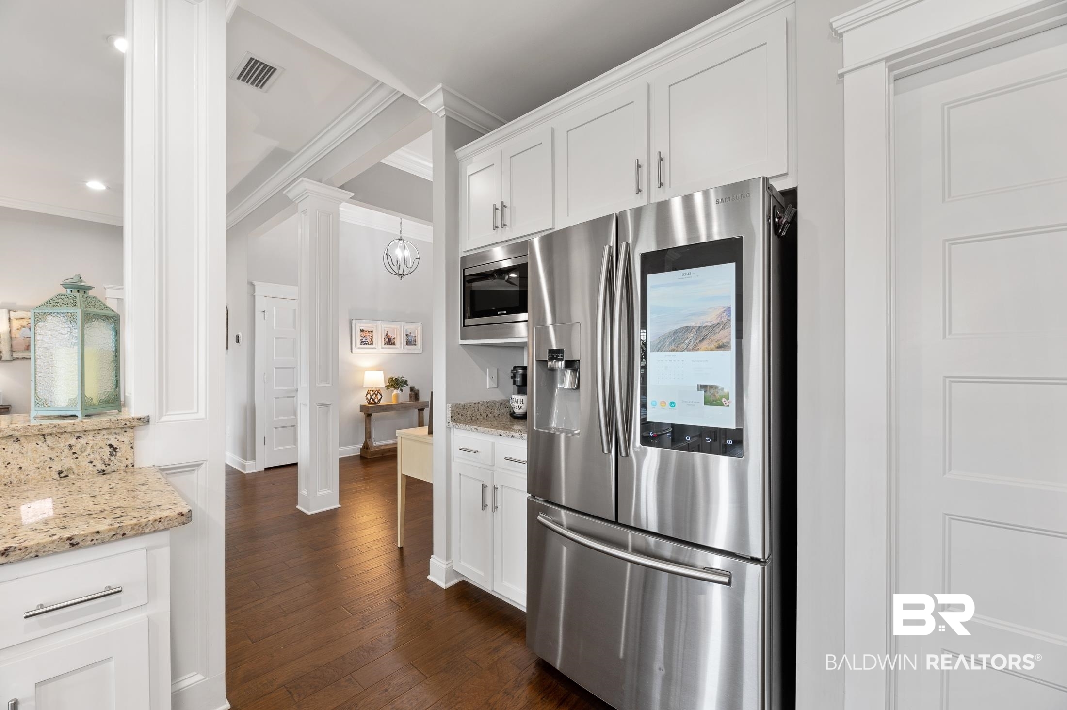 217 Garrison Boulevard Fairhope, AL 36532 - Photo 13 of 41 Kitchen to Entrance