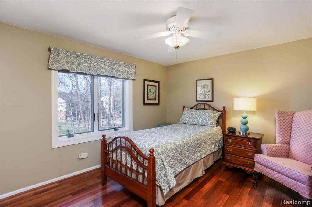 1174 Valley Stream Court Rochester, MI 48309 - Photo 36 of 41
