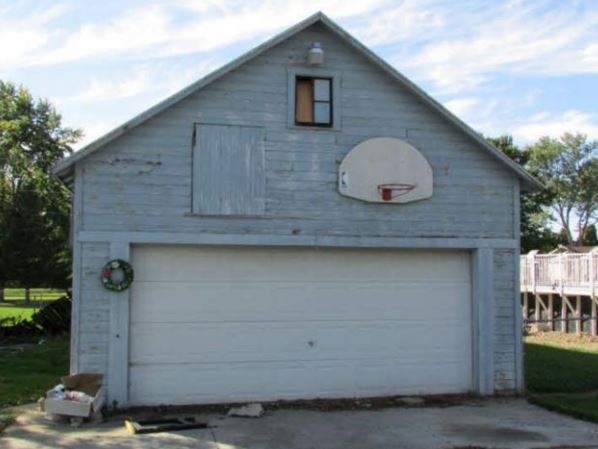 7318 Baer Road Fort Wayne, IN 46809 - Photo 3 of 6