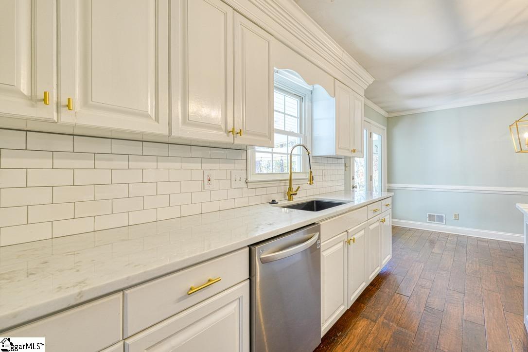 214 Mason Drive Inman, SC 29349 - Photo 6 of 50