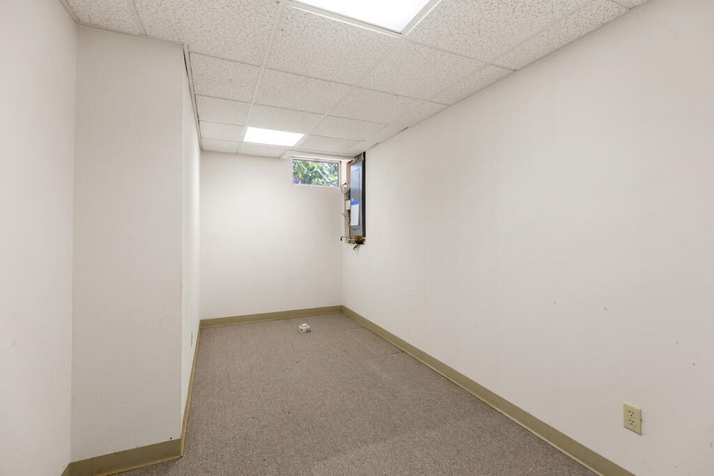93 Pleasant Street Lexington, MA 02421 - Photo 28 of 34 Gallery Image 28