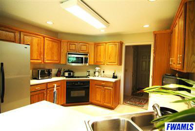 1114 Ruston Pass Fort Wayne, IN 46825 - Photo 13 of 20 Gallery Image 13