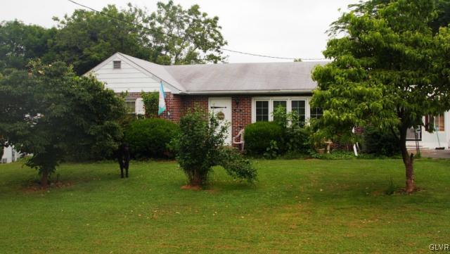 1604 Kelchner Road Bethlehem, PA 18018 - Photo 2 of 4 Gallery Image 2