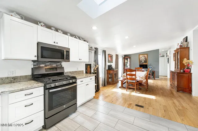 $525,000 | 73 South Rainbow Drive, Unit B, Dayton, NV 89403