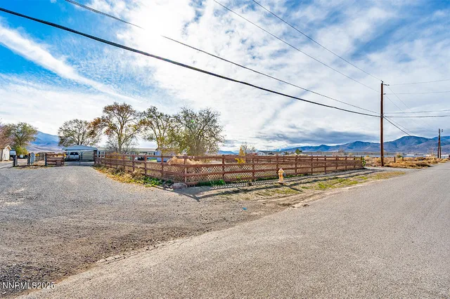 $525,000 | 73 South Rainbow Drive, Unit B, Dayton, NV 89403