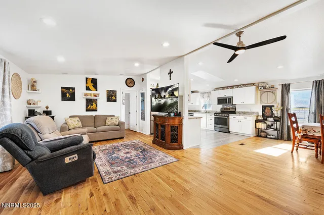 $525,000 | 73 South Rainbow Drive, Unit B, Dayton, NV 89403