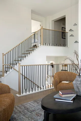 $2,995,900 | 18995 Maple Lane, Deephaven, MN 55331