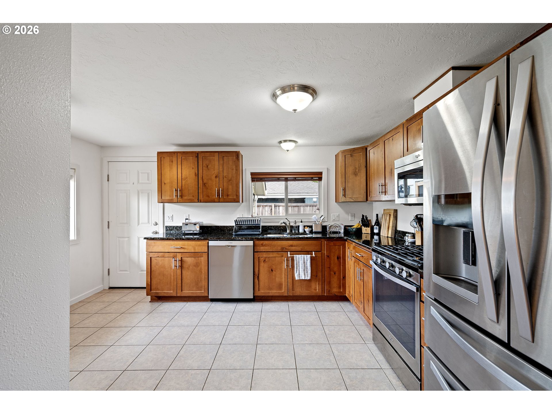 2895 Ferry Street Eugene, OR 97405 - Photo 10 of 36