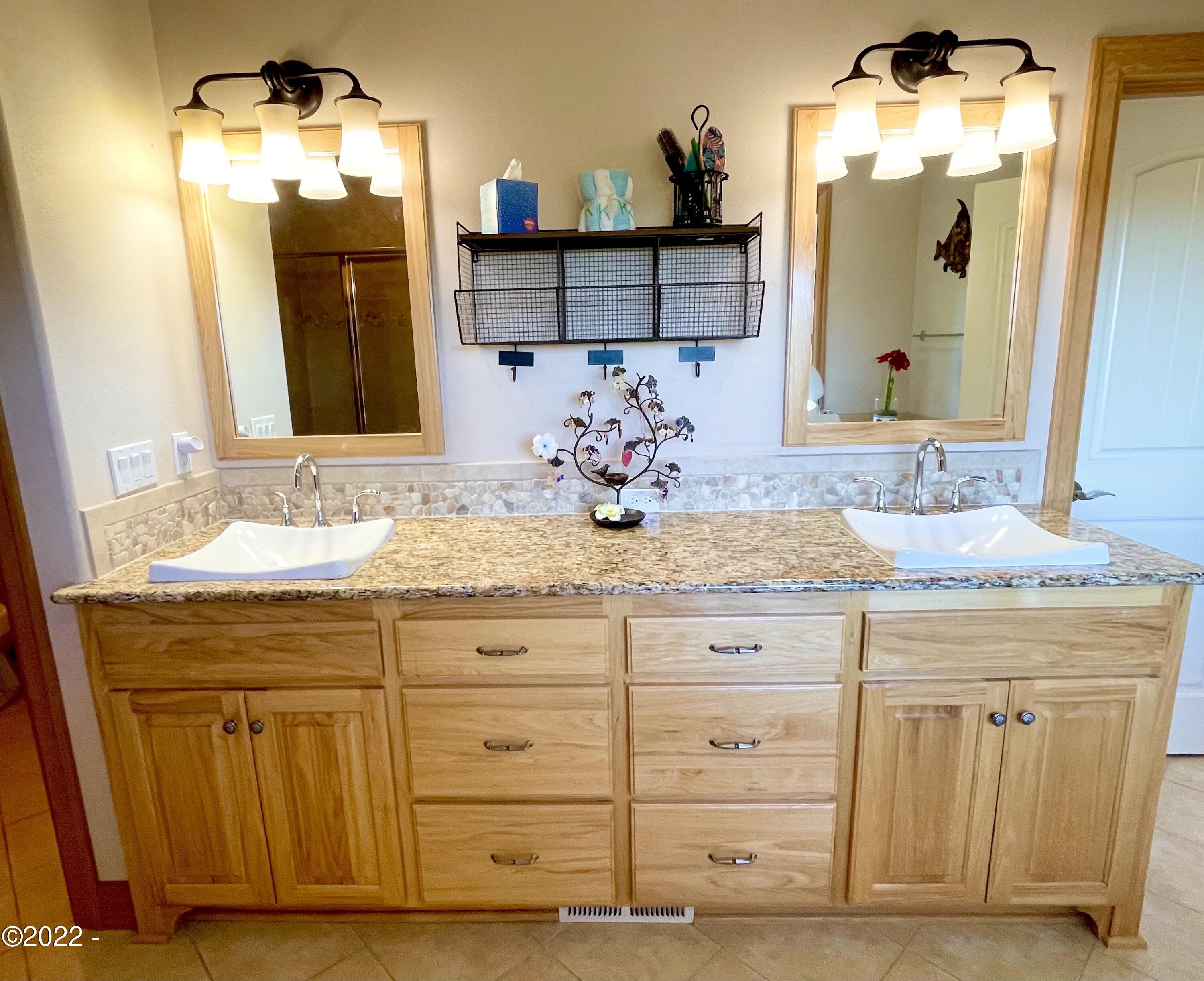 34775 Lahaina Loop Road Pacific City, OR 97135 - Photo 17 of 45 Master Bath - Double Sinks