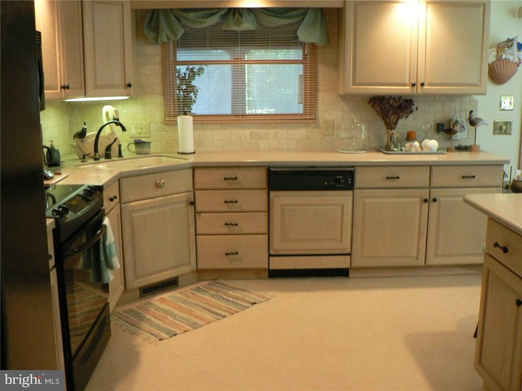 309 Walkabout Road Bethany Beach, DE 19930 - Photo 12 of 26 Gallery Image 12