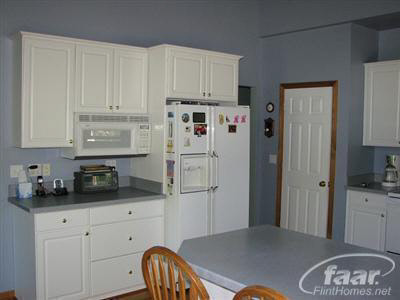 9840 Kier Road Holly, MI 48442 - Photo 10 of 17 20267927-9.JPG
