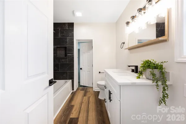 $569,900 | 203 Ewing Drive, Belmont, NC 28012