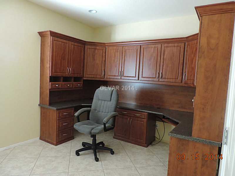 2500 Rue Colmar Drive Henderson, NV 89044 - Photo 10 of 18 Property Photo.