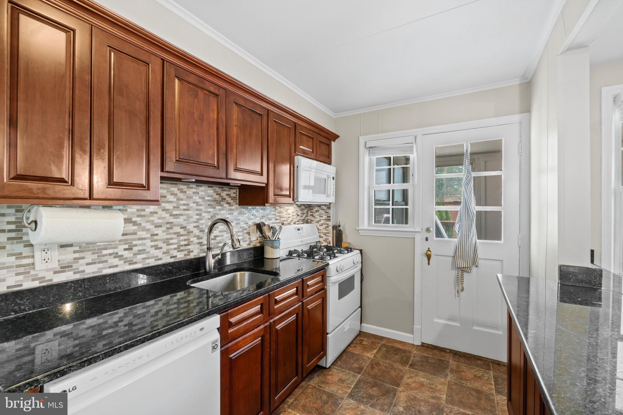 8439 Pleasant Plains Road Baltimore, MD 21286 - Photo 19 of 53