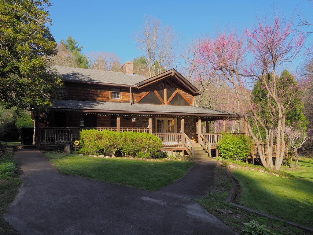 980 Homestead Road Hillsville, VA 24343 - Photo 1 of 68 Gallery Image 1