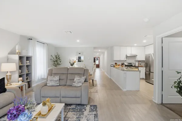 $1,920 | 14905 Dorset Wheel, San Antonio, TX 78254