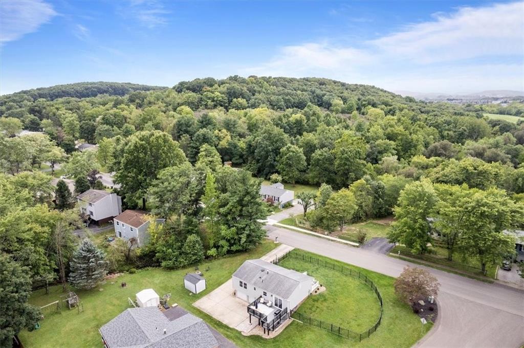 109 Fox Run Road Cranberry Township, PA 16066 - Photo 9 of 49 Gallery Image 9