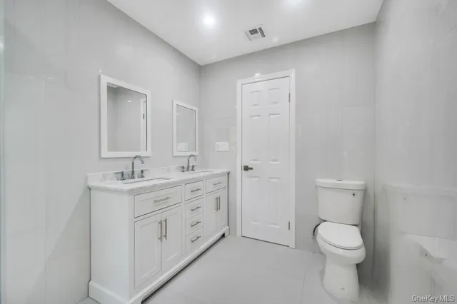 $6,800 | 26 Ravine Road, Great Neck, NY 11023