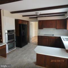 4320 Buffalo Road Mount Airy, MD 21771 - Photo 5 of 8 Kitchen