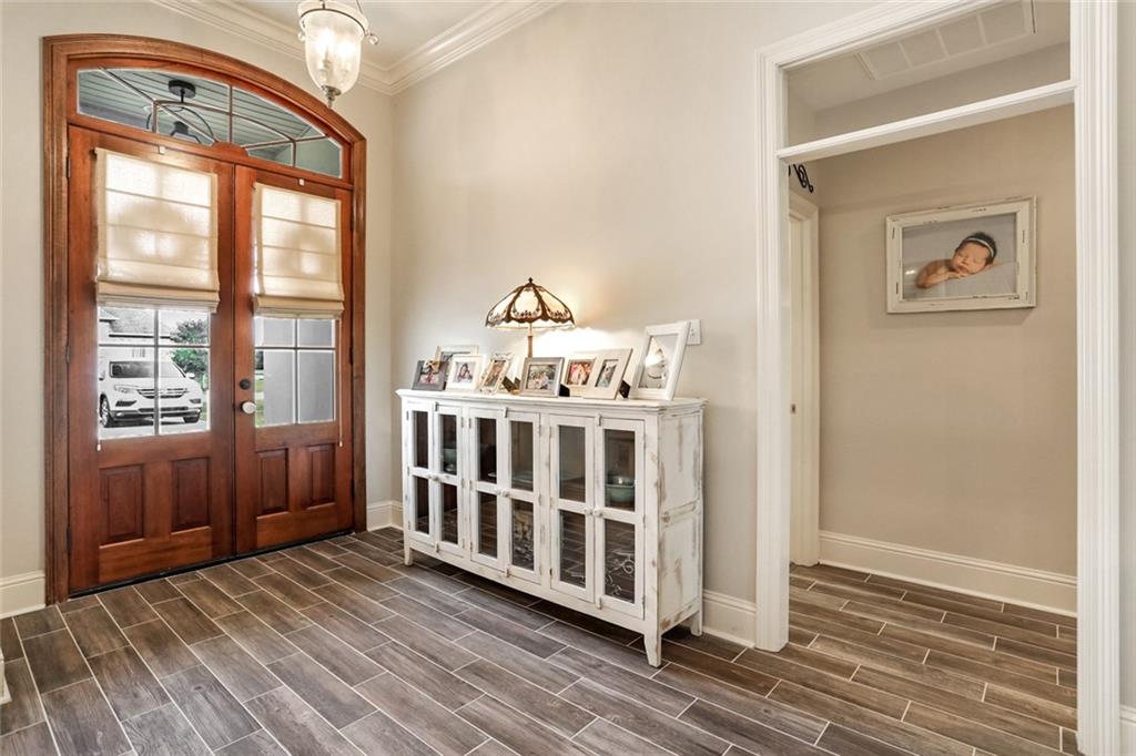 325 Rue St. Emilion Covington, LA 70433 - Photo 3 of 26 Gallery Image 3