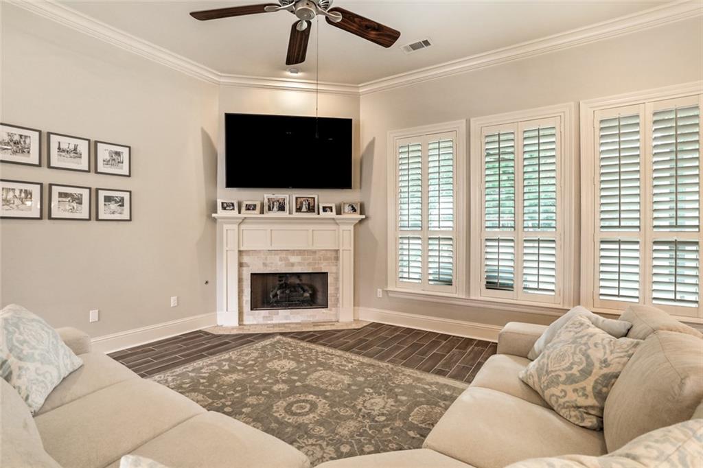 325 Rue St. Emilion Covington, LA 70433 - Photo 7 of 26 Gallery Image 7