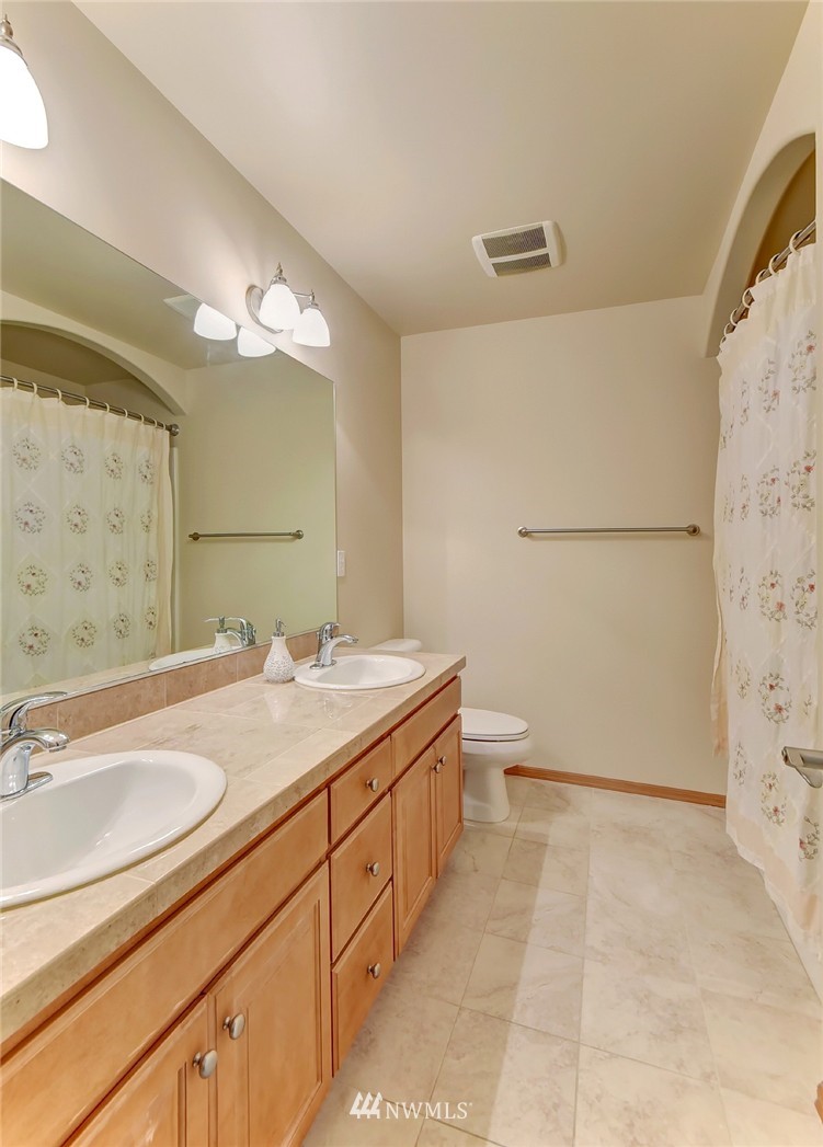 18719 36th Drive Southeast Bothell, WA 98012 - Photo 21 of 25 Gallery Image 21