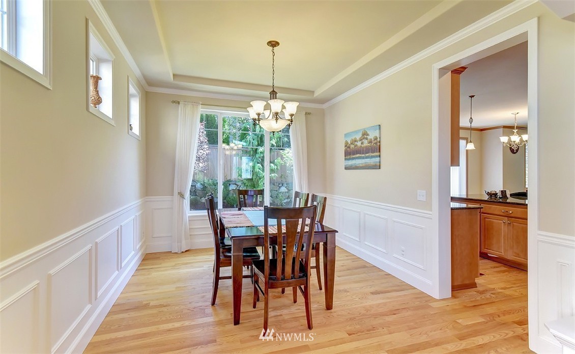 18719 36th Drive Southeast Bothell, WA 98012 - Photo 6 of 25 Gallery Image 6