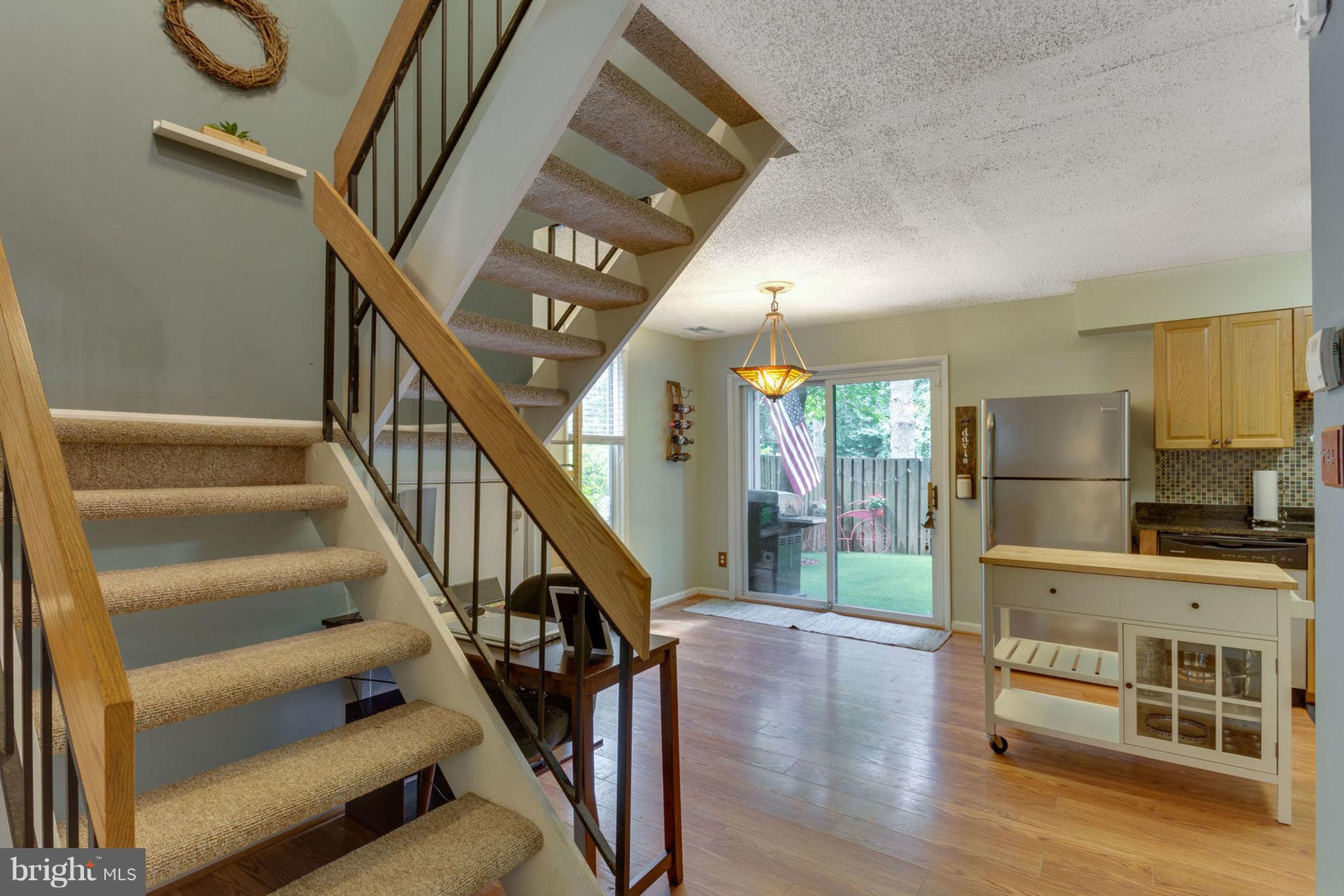 2287 White Cornus Lane Reston, VA 20191 - Photo 10 of 28 Interior (General)