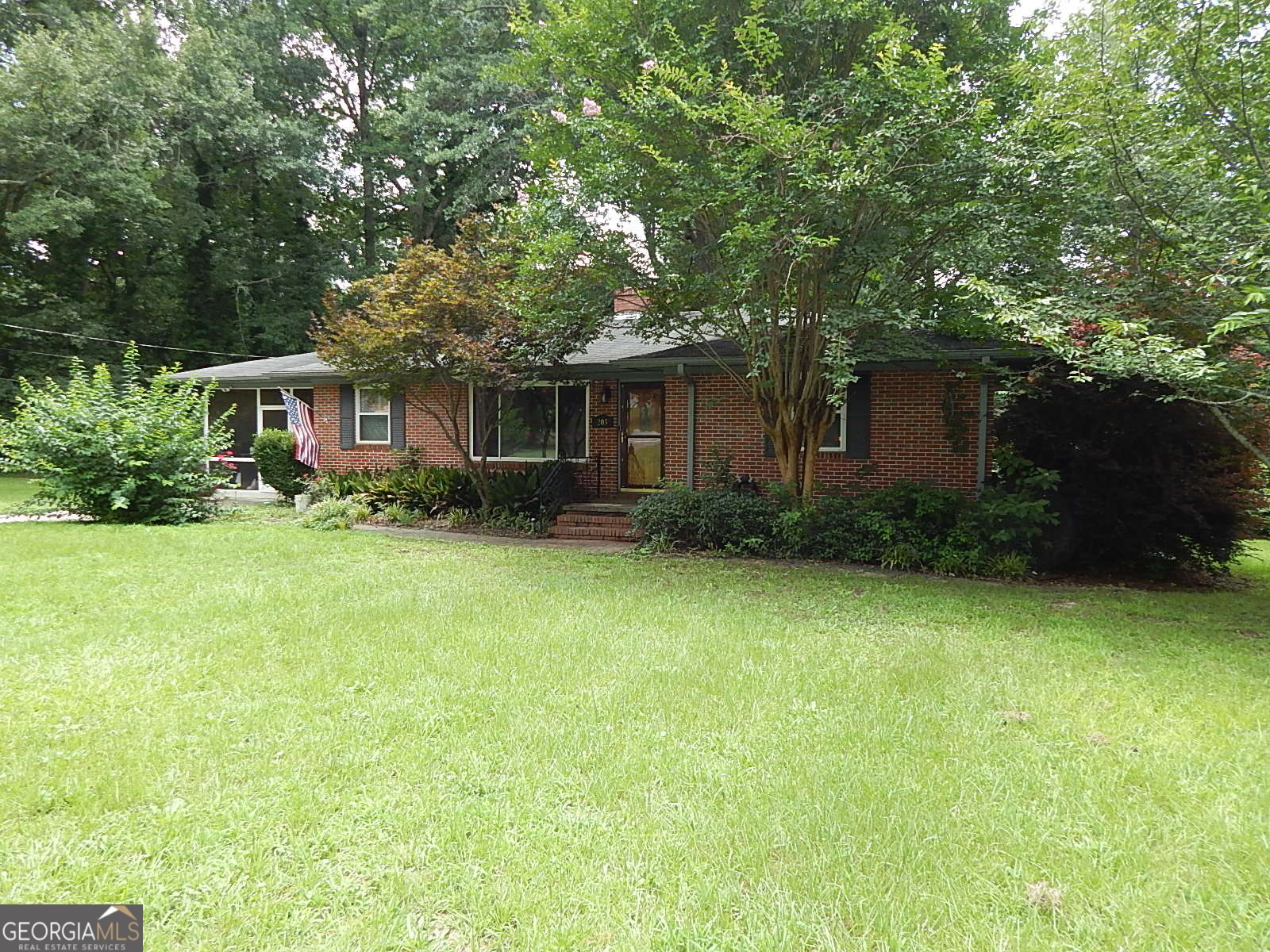203 Spring Street Warner Robins, GA 31088 - Photo 1 of 27