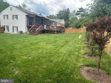 $1,275,000 | 6315 Haviland Drive, Bethesda, MD 20817