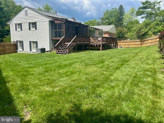 $1,275,000 | 6315 Haviland Drive, Bethesda, MD 20817