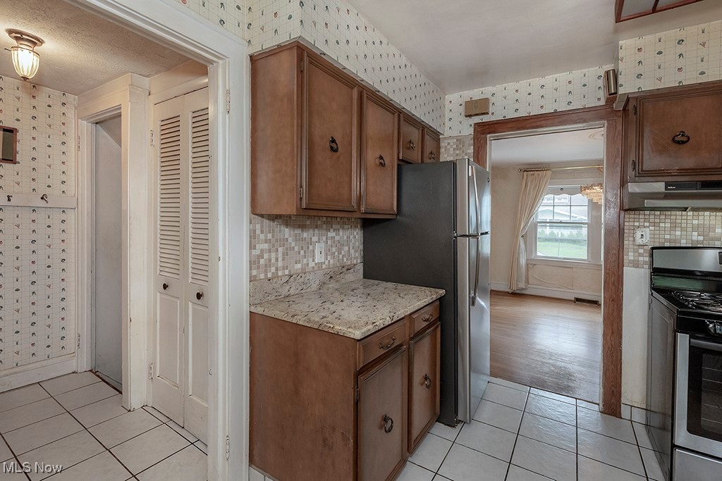 3336 Dellwood Road Cleveland, OH 44118 - Photo 17 of 42