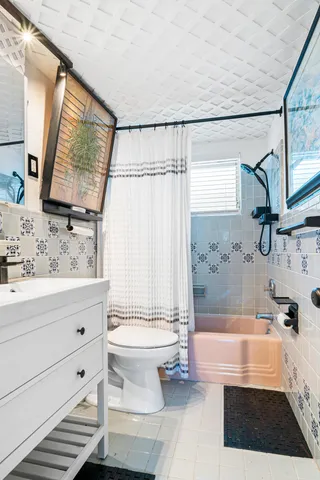 $149,000 | 4001 South Ocean Boulevard, Unit 115, South Palm Beach, FL 33480