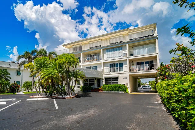 $149,000 | 4001 South Ocean Boulevard, Unit 115, South Palm Beach, FL 33480