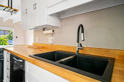 $139,000 | 4001 South Ocean Boulevard, Unit 115, South Palm Beach, FL 33480