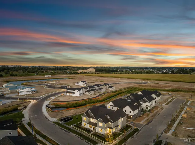 $553,990 | 238 South Turner Avenue, Star, ID 83669