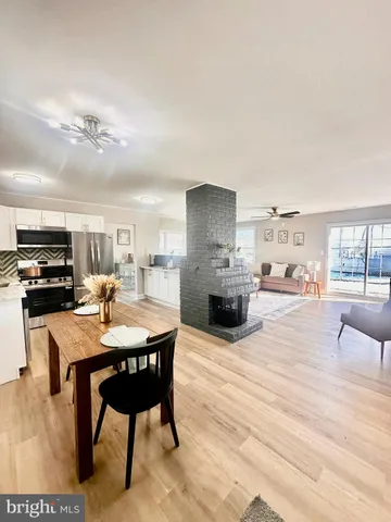 $399,900 | 23 Tamarack Lane, Levittown, PA 19054