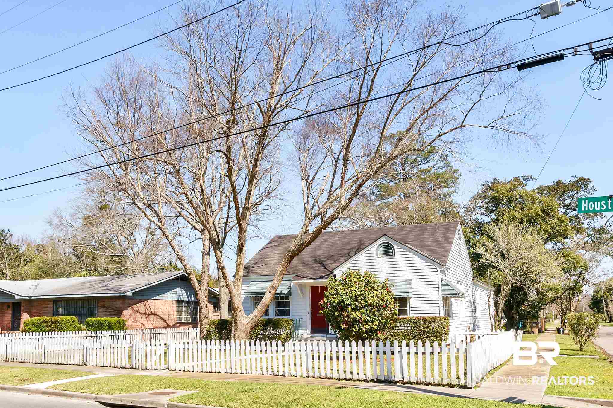35 Houstreeton Street Mobile, AL 36606 - Photo 3 of 11