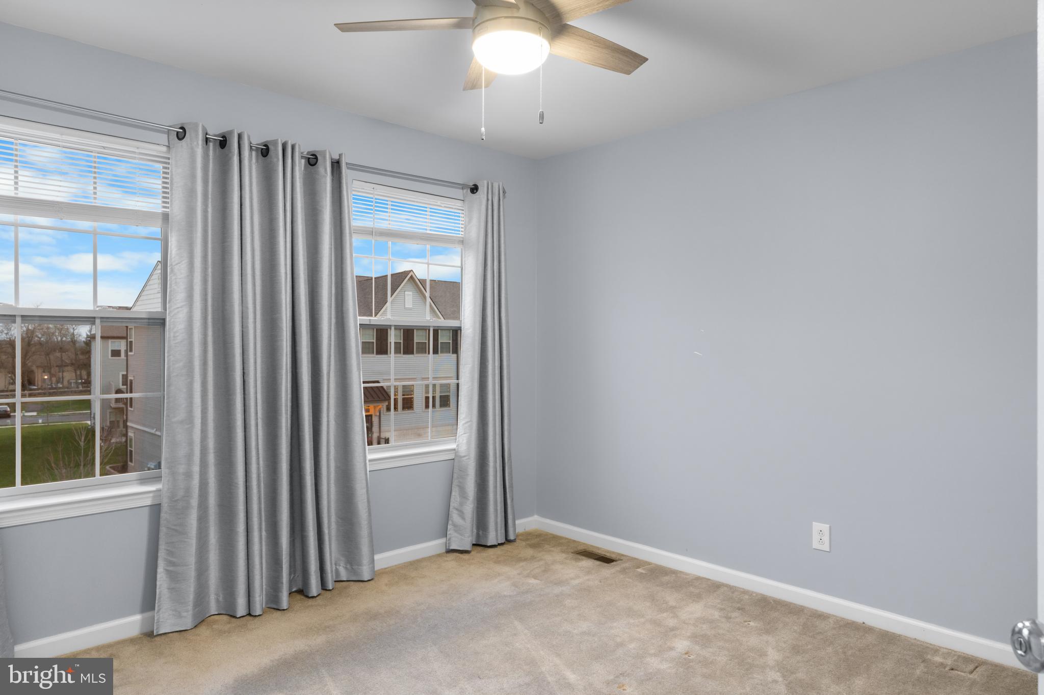494 Rowan Street Warminster, PA 18974 - Photo 21 of 42 an empty room with windows and entryway