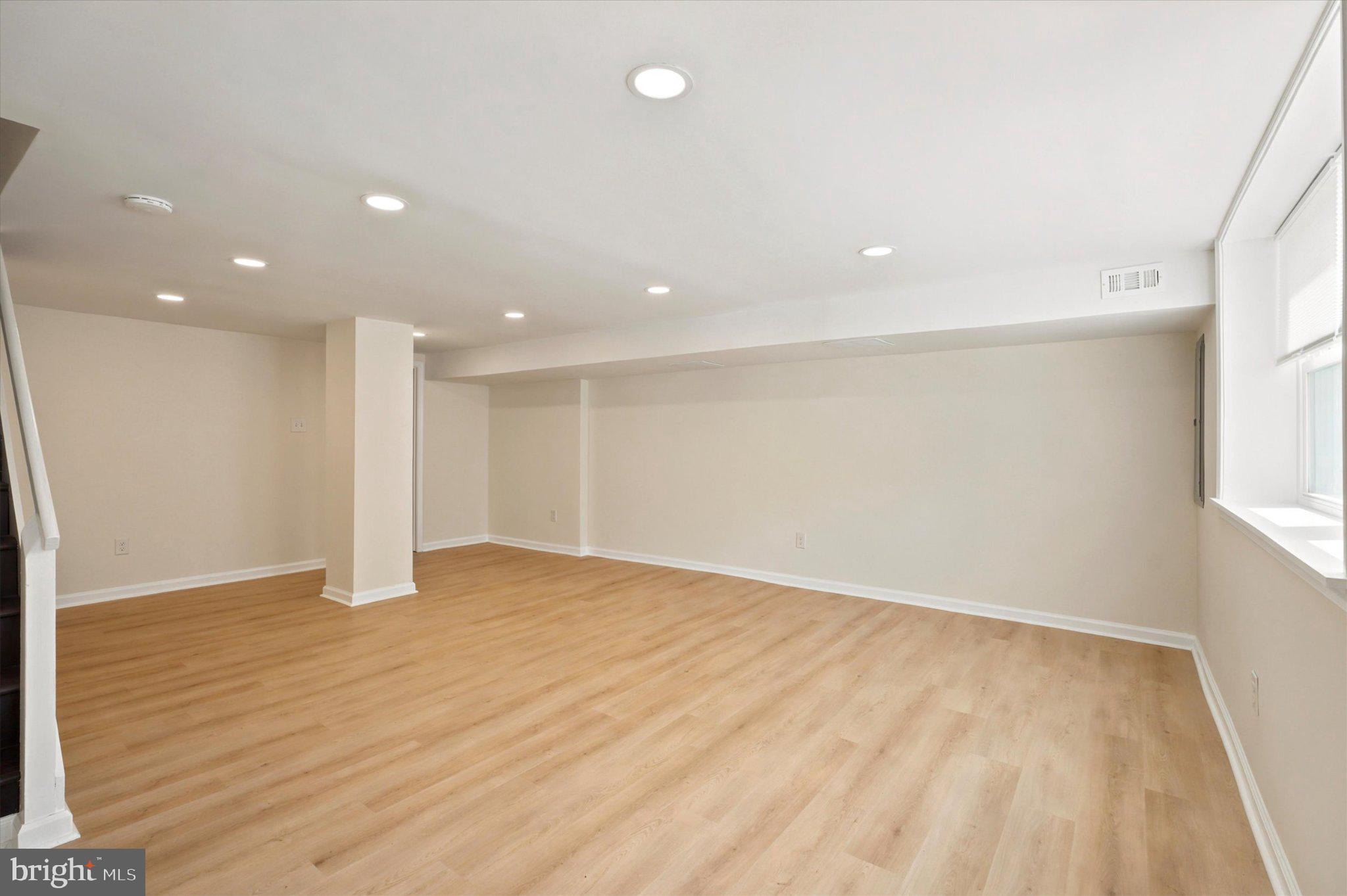 668 Renz Street Philadelphia, PA 19128 - Photo 13 of 25 Spacious, light-filled blank canvas.