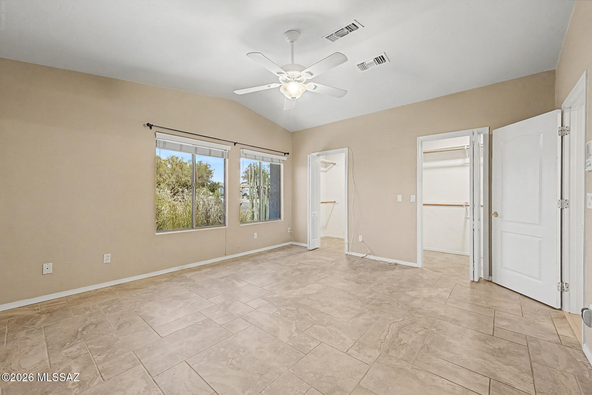 573 West Silvertip Road Oro Valley, AZ 85737 - Photo 20 of 32
