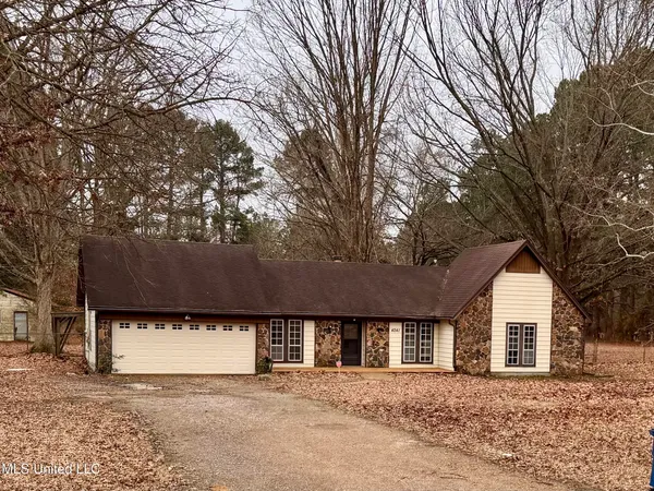 $2,095 | 4241 Faye Drive, Olive Branch, MS 38654