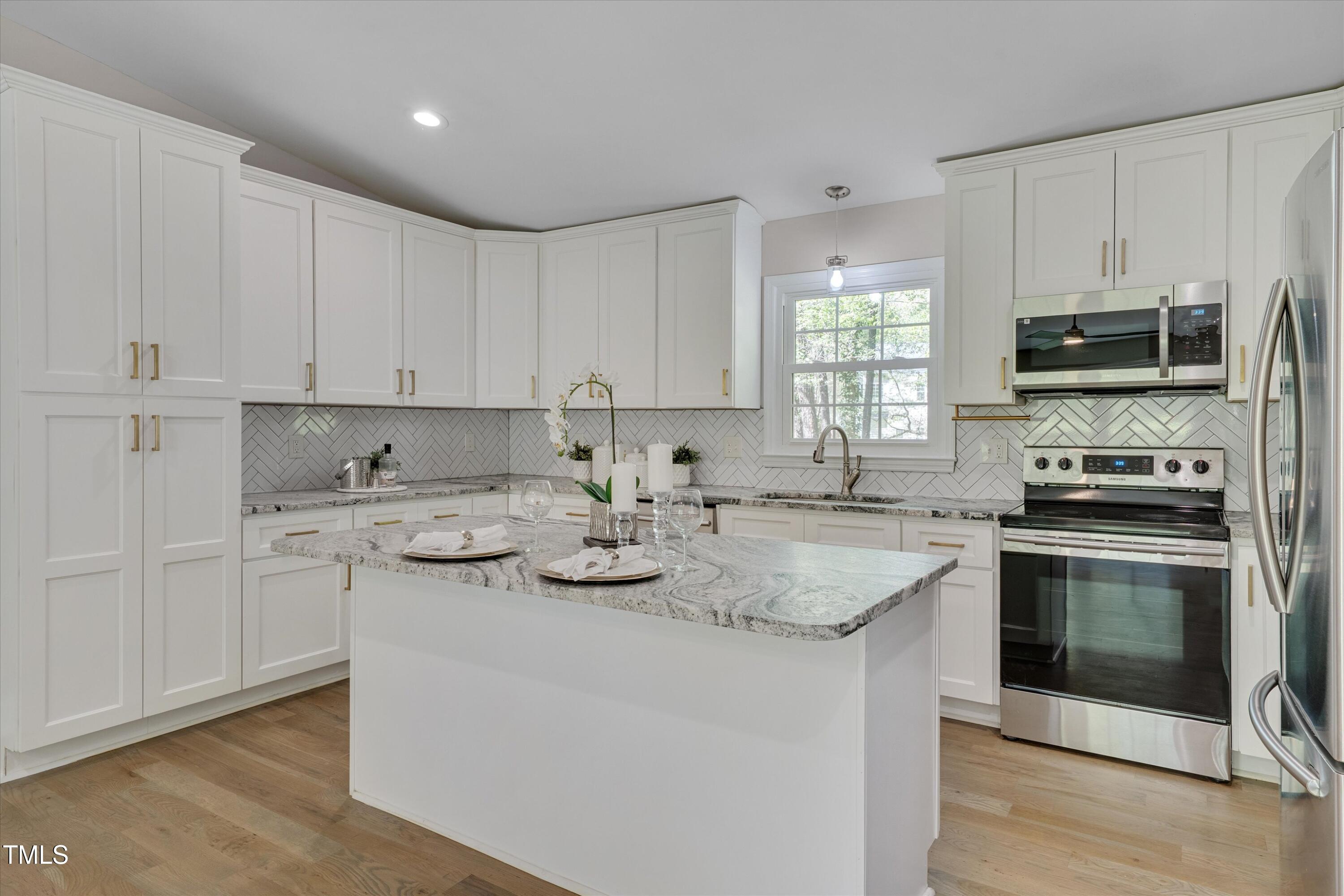 6105 Bellow Street Raleigh, NC 27609 - Photo 6 of 35 11-6105 Bellow Street -11
