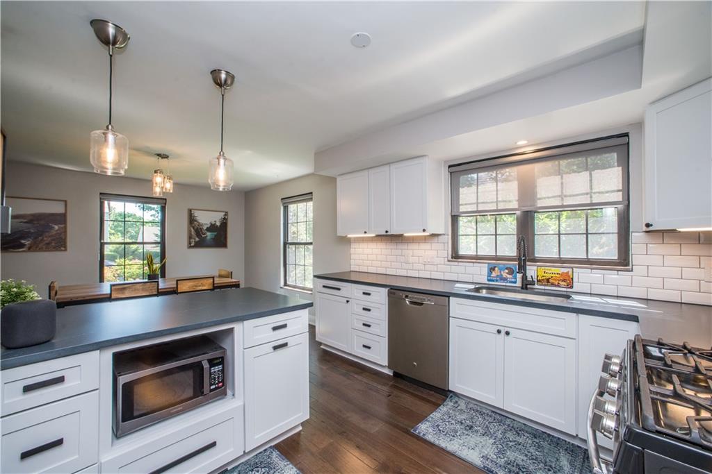 550 Westover Road Pittsburgh, PA 15228 - Photo 11 of 25 Gallery Image 11