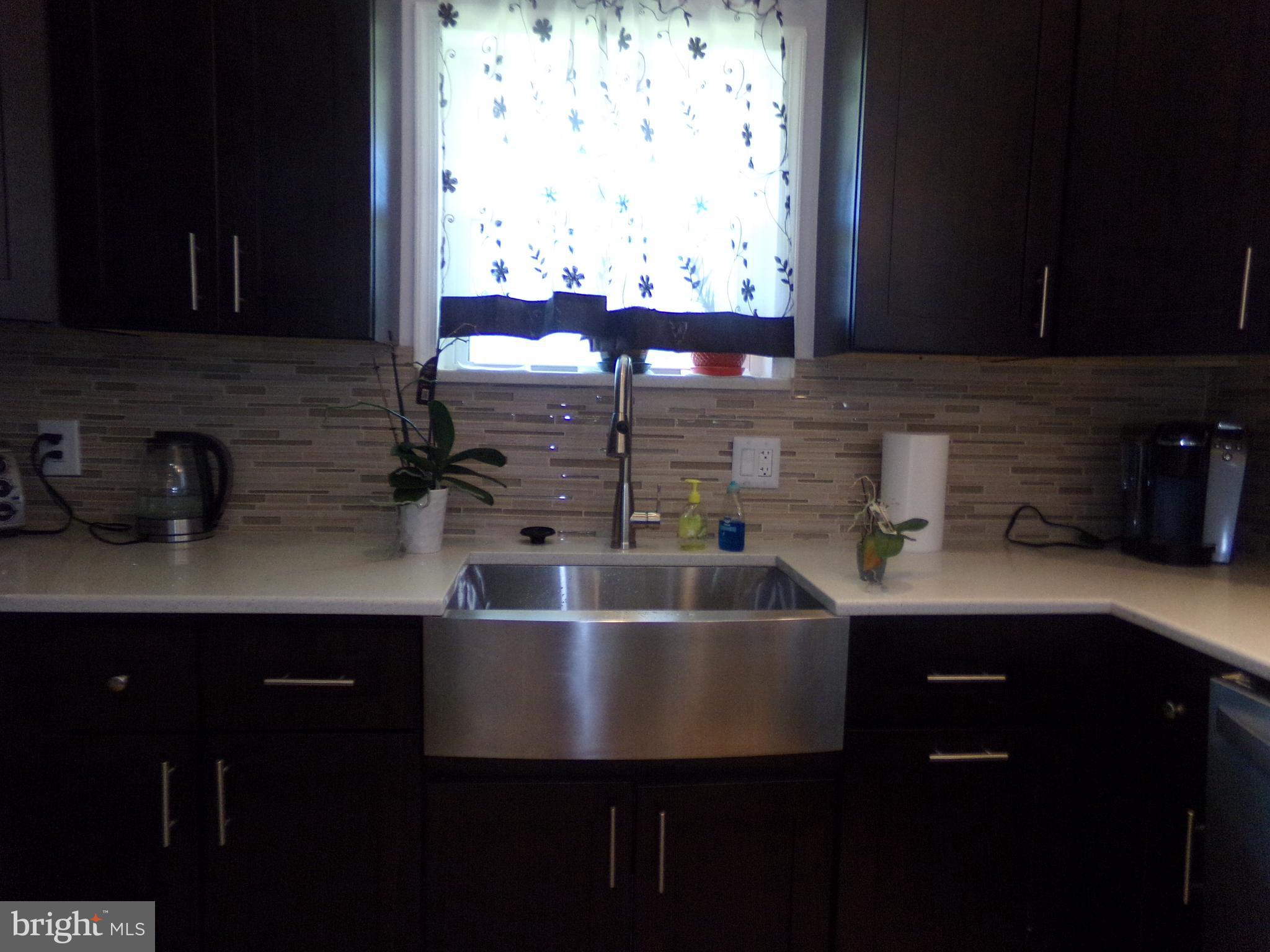 36 Baily Road Yeadon, PA 19050 - Photo 11 of 42 Deep, under-mount stainless steel sink