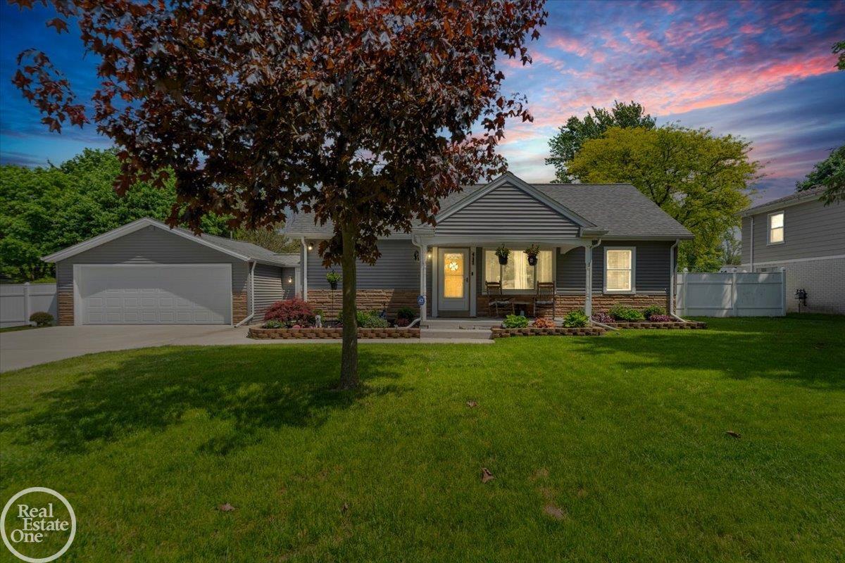 47840 Greenview Road Utica, MI 48317 - Photo 4 of 42