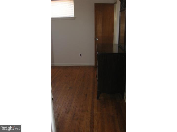 3114 Derry Road Philadelphia, PA 19154 - Photo 16 of 19 Bedroom - Main