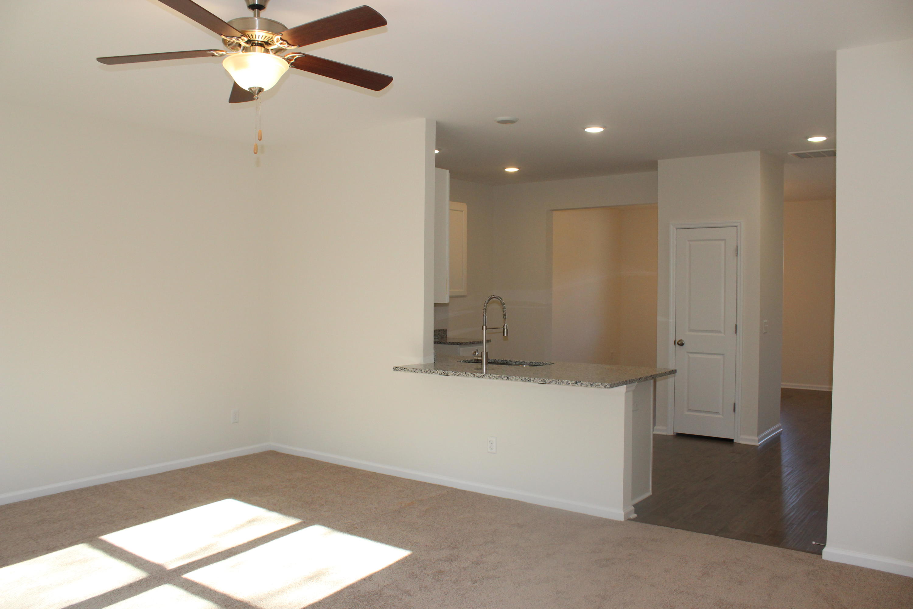 191 Woodward Road, Unit 121 Goose Creek, SC 29445 - Photo 8 of 16 IMG_3295